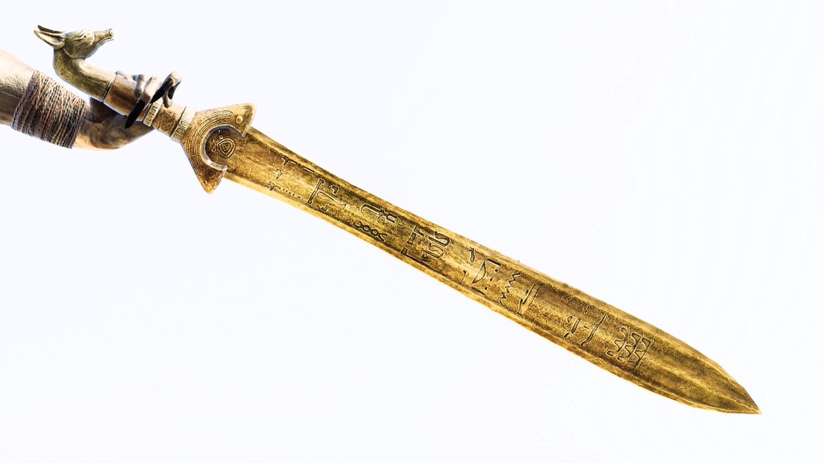 COSMICVISIONSVP's tweet photo. "This legendary Sword was dedicated to Anubis, the Egyptian God of the Dead" 

🎮  #assasainscreedorigins 
🎬  @Ubisoft
#ACWeapons #Creedscholars #TOWCBWeeklyCapture #CodexMonthly https://t.co/q5ZtPiBQiB