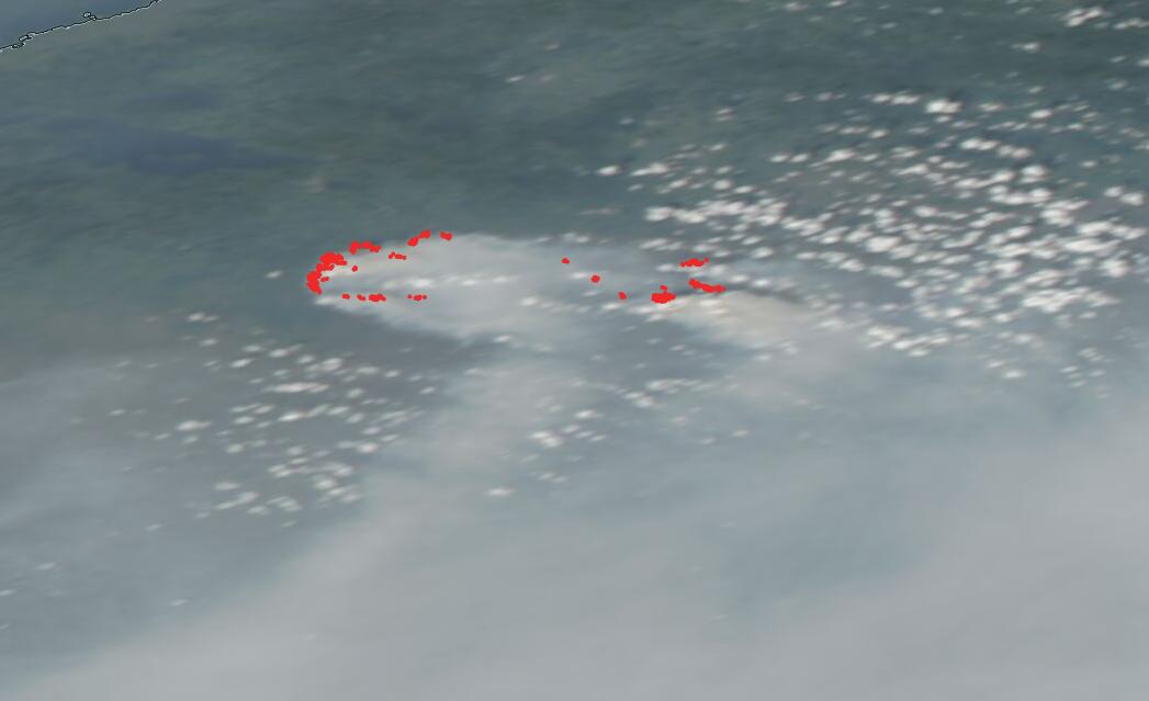 WildlandFirefig's tweet photo. #QuebecWildfires Satélite Aqua. https://t.co/ImUThRsfOd