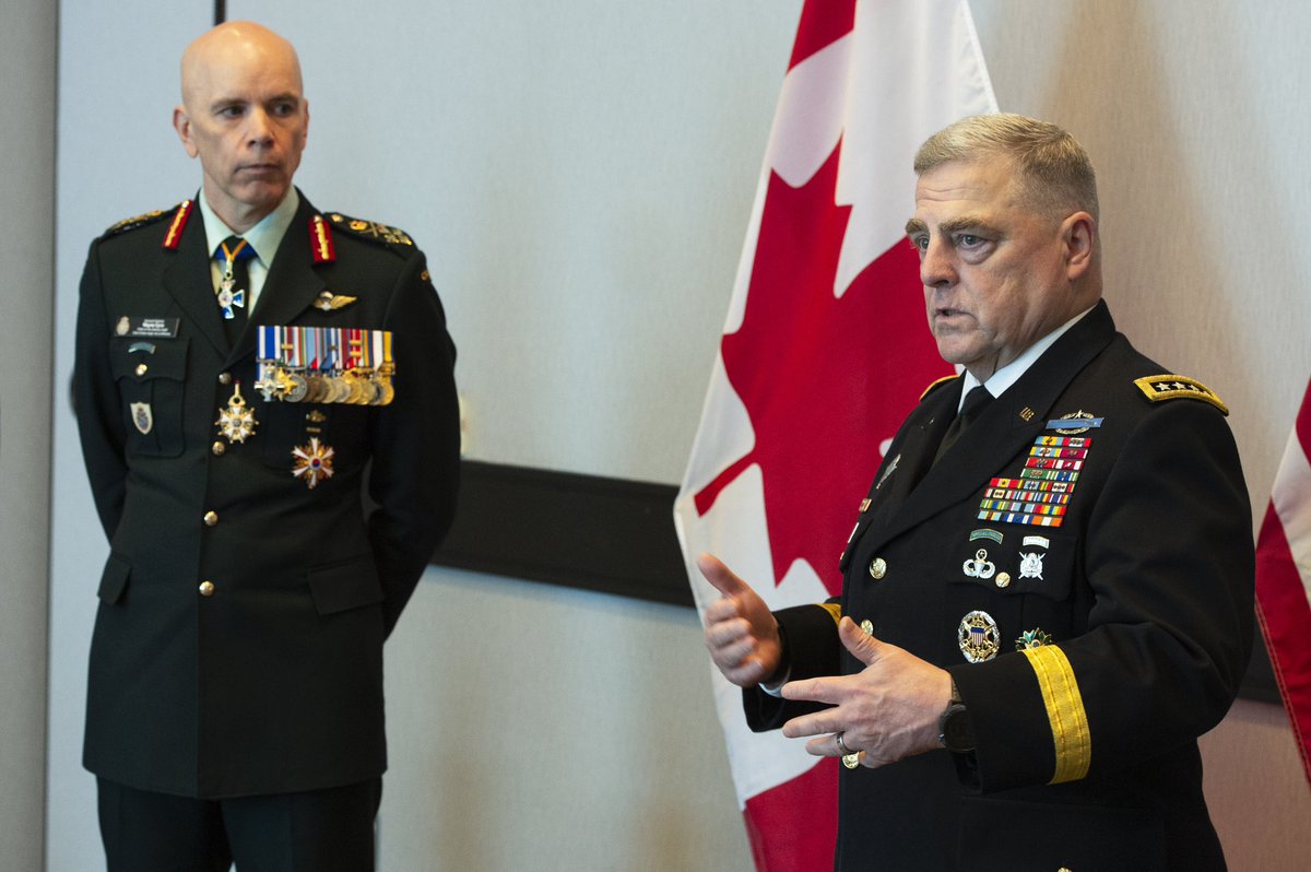General / Générale Jennie Carignan (@cds_canada_cemd) on Twitter photo 1/ Was pleased to host <a href="/thejointstaff/">The Joint Staff 🇺🇸</a> Chairman Gen Mark Milley this weekend in St. John’s, NL for bilateral discussions on a range of strategic issues and our ongoing collaboration in facing today’s volatile and deteriorating security environment. 1/ Was pleased to host <a href="/thejointstaff/">The Joint Staff 🇺🇸</a> Chairman Gen Mark Milley this weekend in St. John’s, NL for bilateral discussions on a range of strategic issues and our ongoing collaboration in facing today’s volatile and deteriorating security environment.