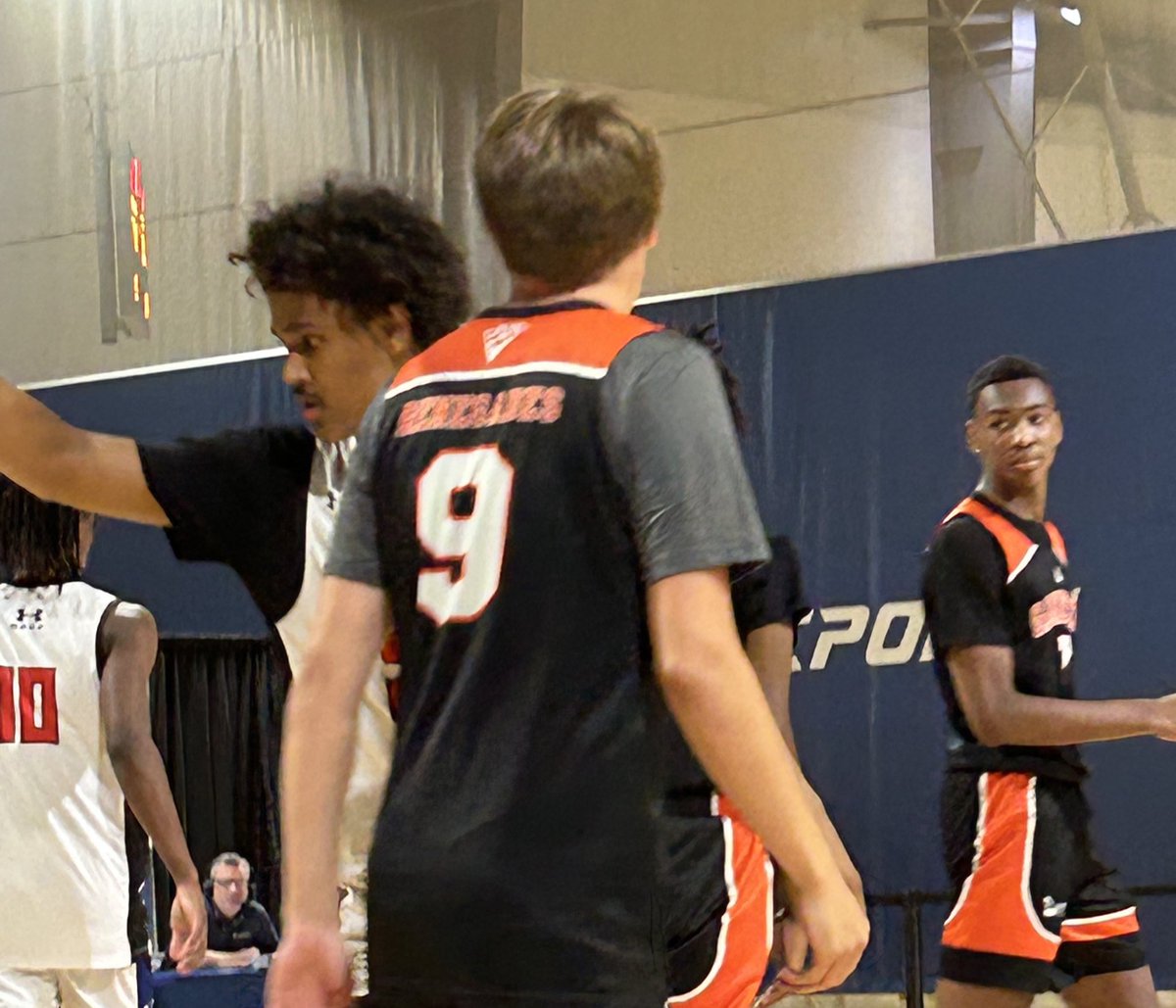 Relentless_Hoop's tweet photo. 16U Final:
@gameeliteatl 70
Atlanta Xpress 58

Game Elite completes the sweep, winning the 15U, 16U, and 17U Battle For Georgia Championships. They led throughout the 2nd half of this one with 24 points from Tylis Jordan and solid contributions from a handful of others. https://t.co/Sukq1k7kHs