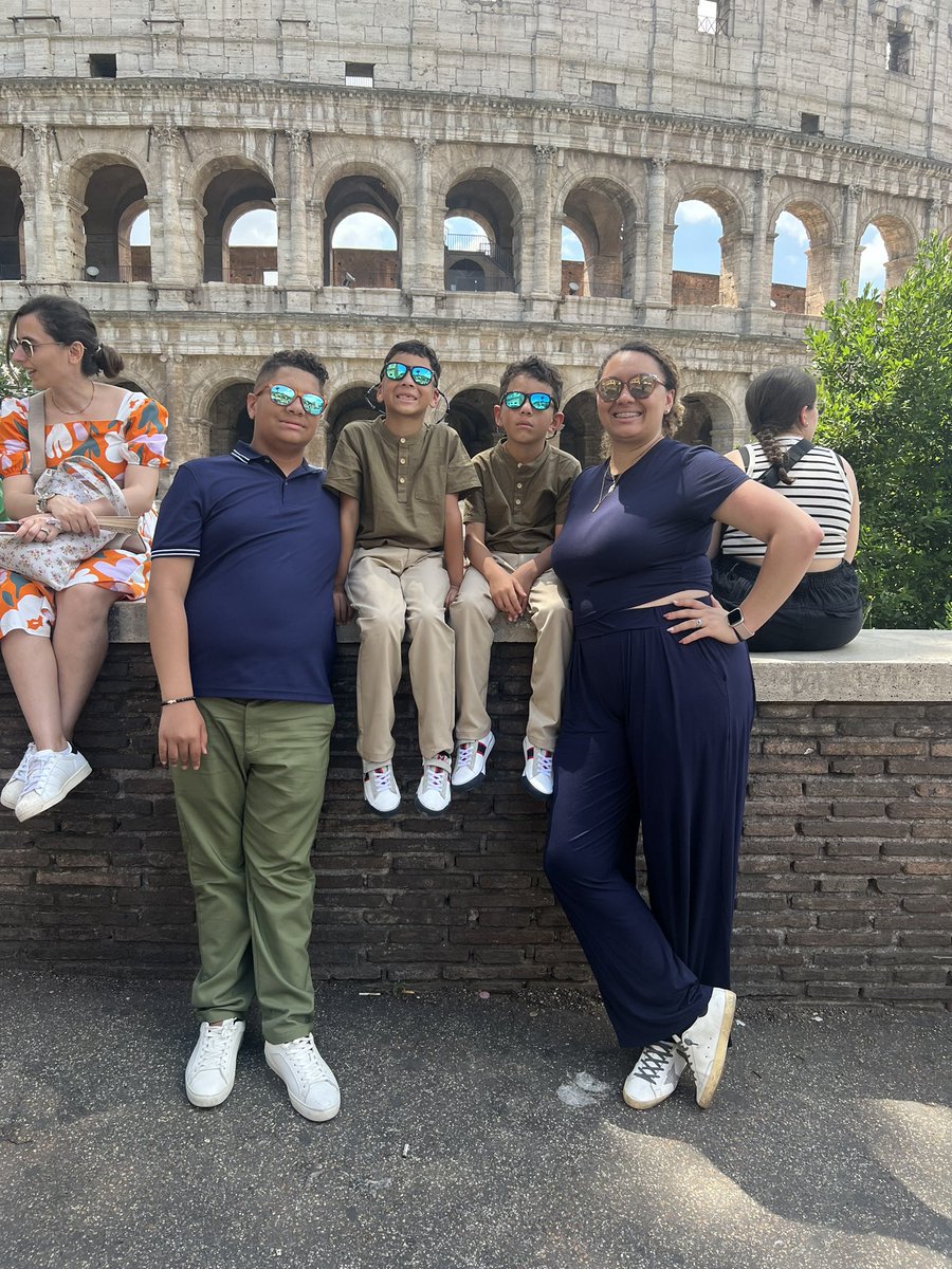 M__Sierra's tweet photo. Rome day 1 was a success. https://t.co/vimC9lQ546