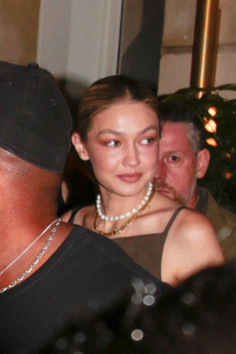 MyqueengigiIG's tweet photo. June 26, 2023: Gigi hadid and Kendall Jenner leaving Siena Restaurant in Paris, France
📸: The Mega Agency
https://t.co/9WVGogK8Hz https://t.co/ijT6xTWTCP