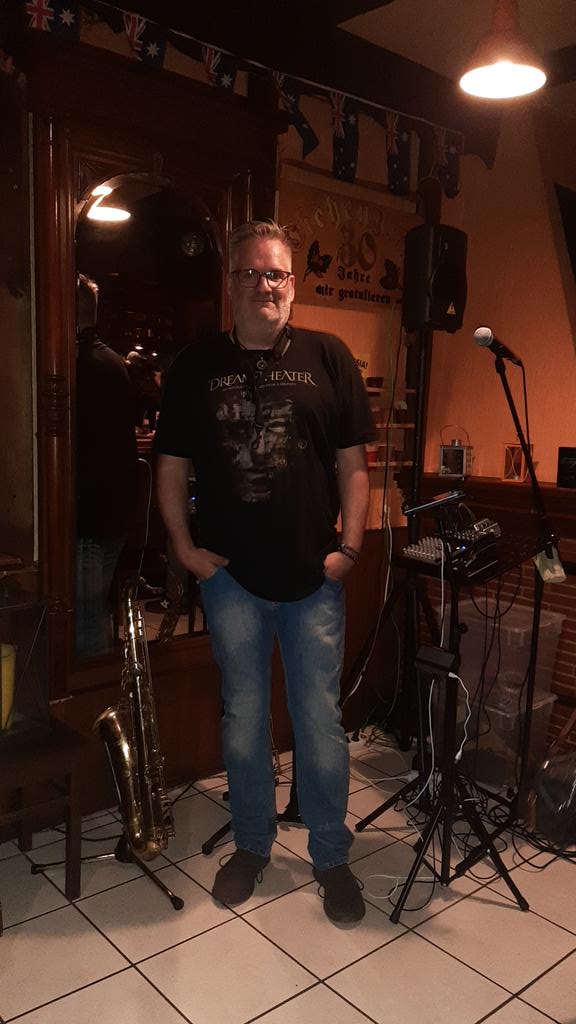stoffel2203's tweet photo. #Saturday great night in #datteln #bierpub #eichengrill...thX a lot to everyone!!! #saxomaniac #saxotainment https://t.co/mtXtPXGynB