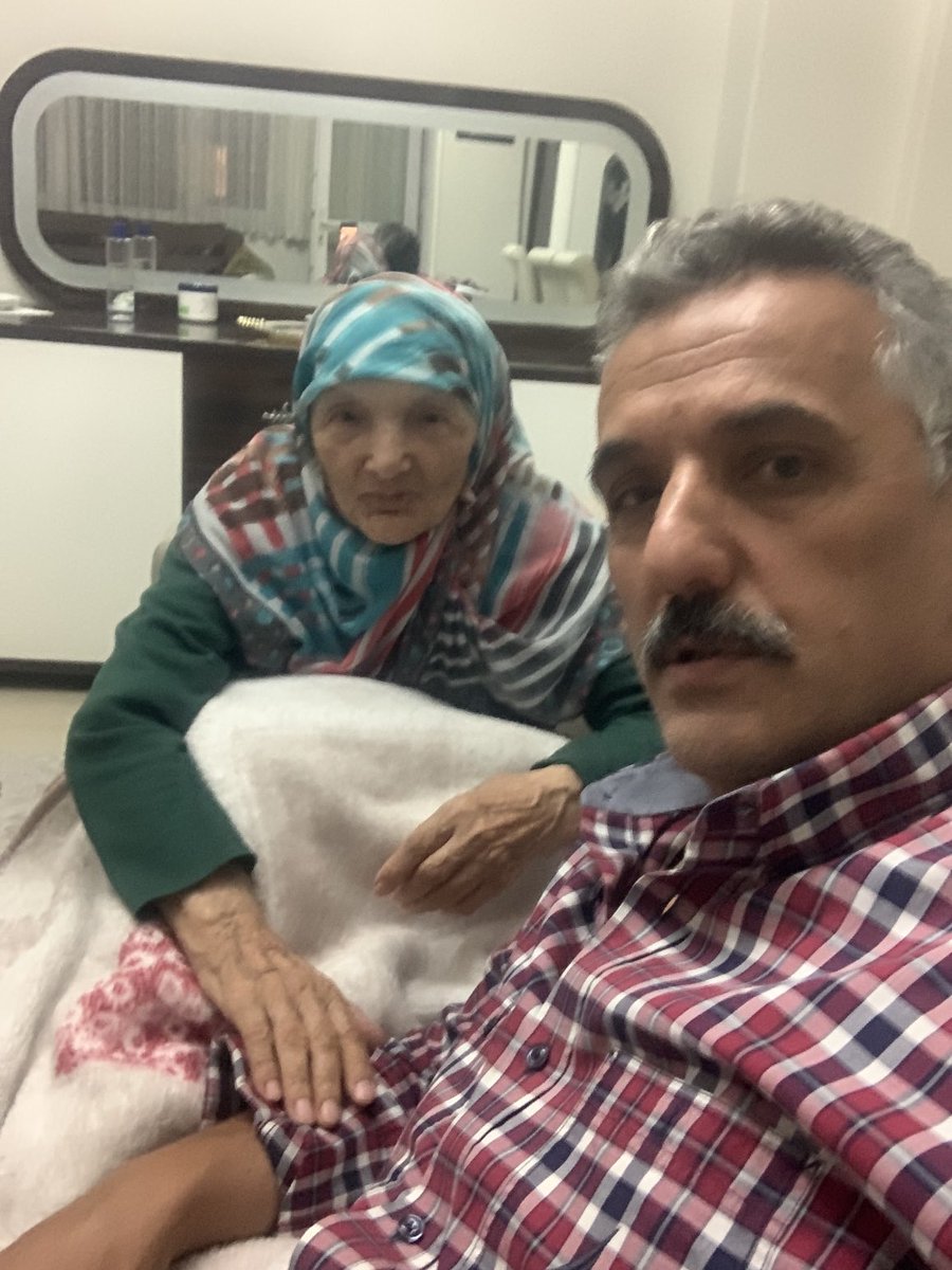 “Ana gibi yar,bağdat gibi diyar olmaz “ sözünde olduğu gib, canım anacığımla Hatay dönüşü hasret gideriyoruz.Ne mutlu ana-baba duası alanlara.Hayırlı geceler