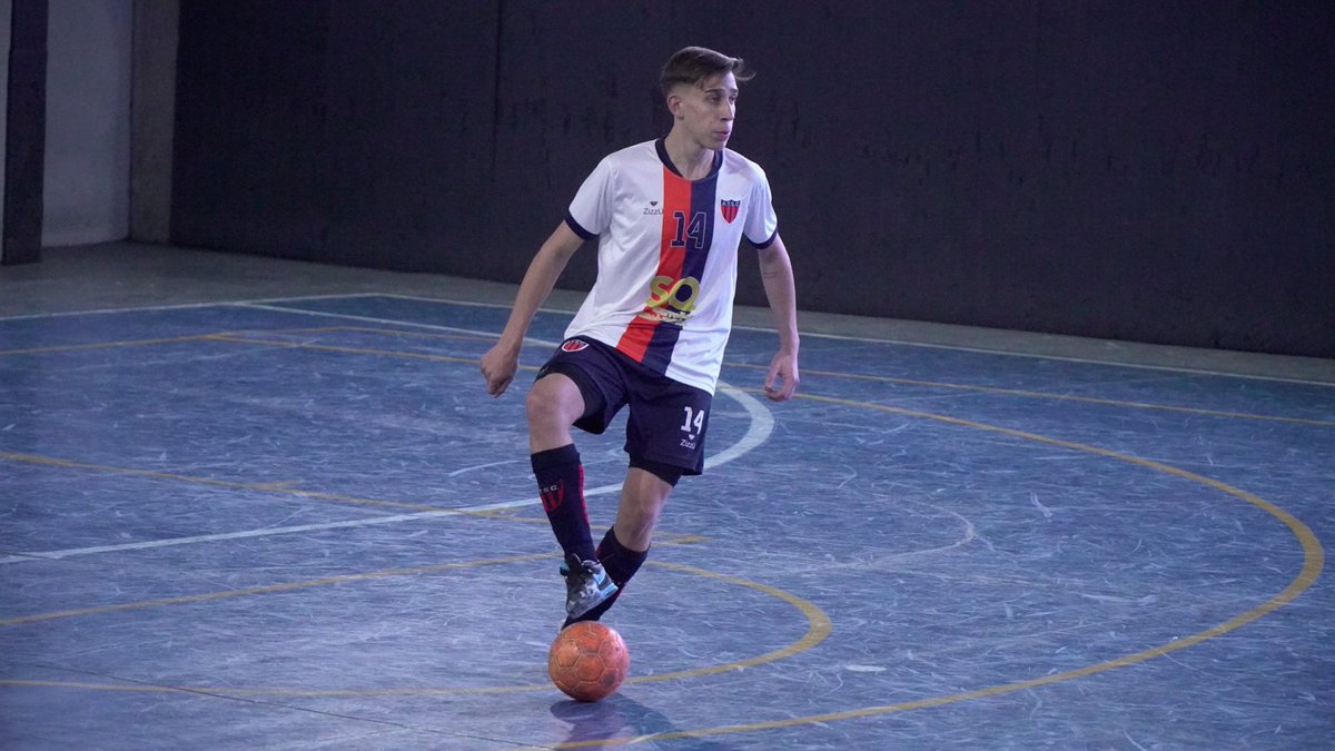atscfutsal's tweet photo. #Inferiores #PlayOffs

🚫 CAIDA DE LA C20 ROJA

👉🏼 En su visita a Villa Hipódromo por los Cuartos de Final de la Copa de Oro, la categoría cayó por 7-5, quedando fuera de la competencia. 

🙌🏼 ¡A PREPARARSE PARA EL CLAUSURA! 

#SomosTalleres 
#SomosFamilia https://t.co/fk3Hn1WV3f