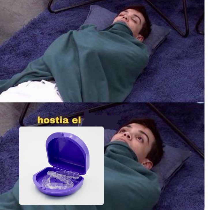 cuando estoy ya metida en la cama mandando audios a mis amigas a punto de quedarme dormida pero vocalizo demasiado bien