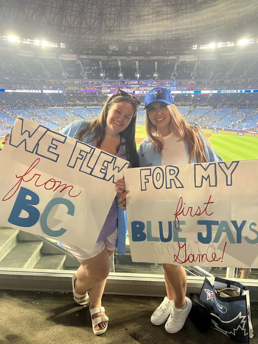 Amber Holmes tweet media