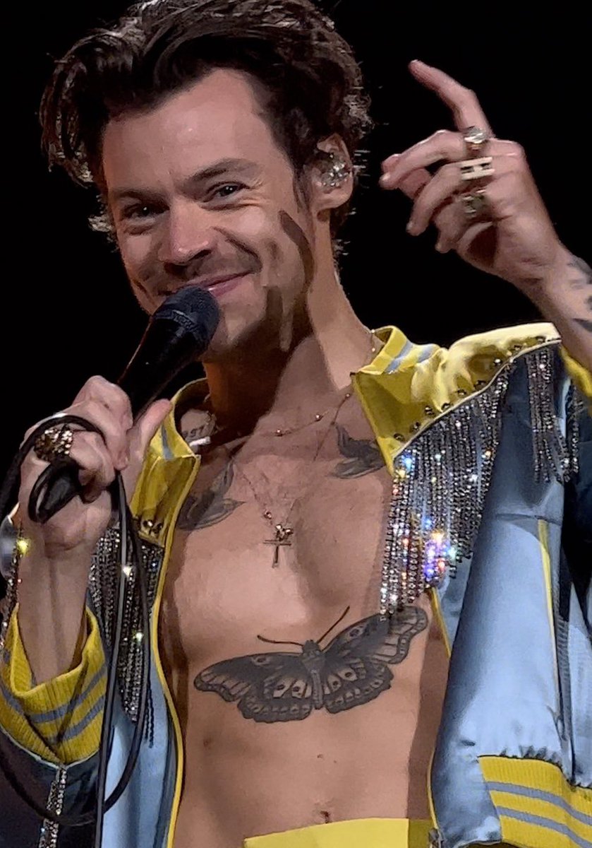 hourly harry styles tweet media