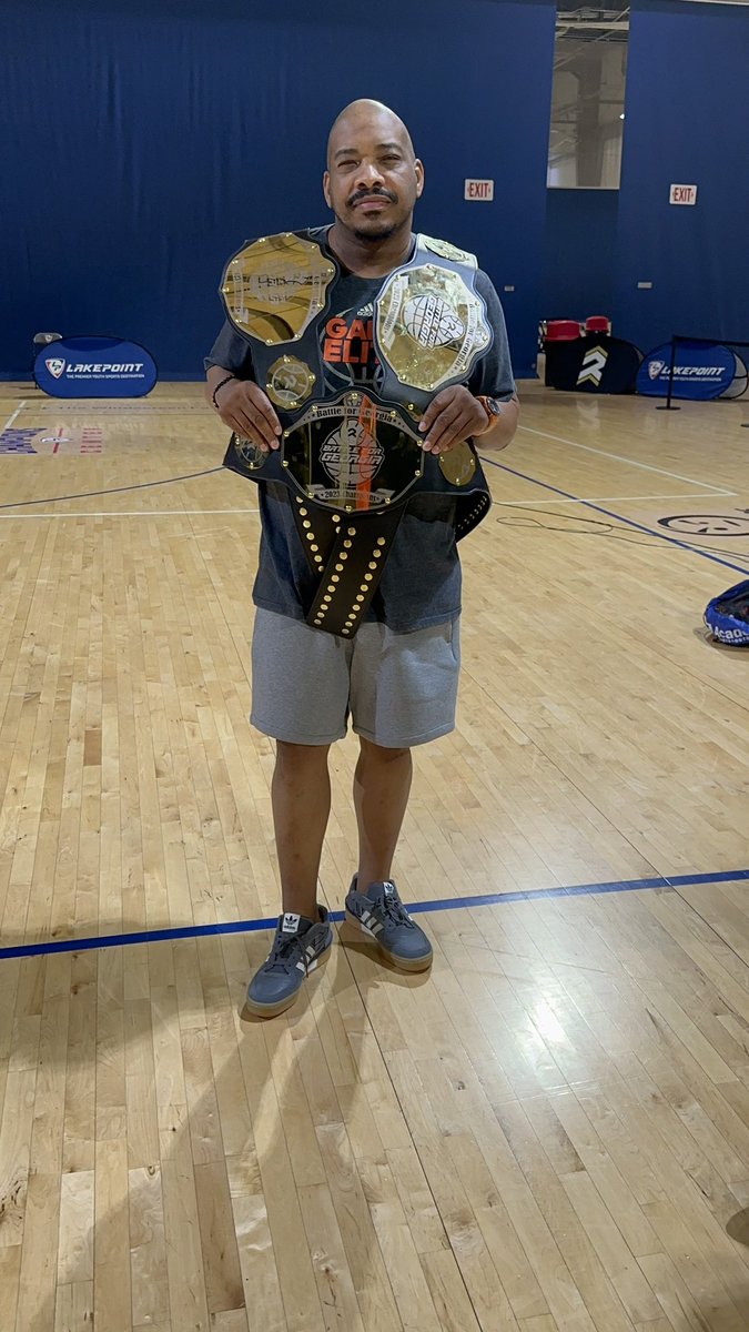 gameeliteatl's tweet photo. History has been made! 1st program in the History of the @RYZEHoops Battle for Georgia to sweep all 3 age groups of 15, 16 &amp; 17s! Congrats fellas! Job well done. #3ssb https://t.co/tzTQDNfPZH