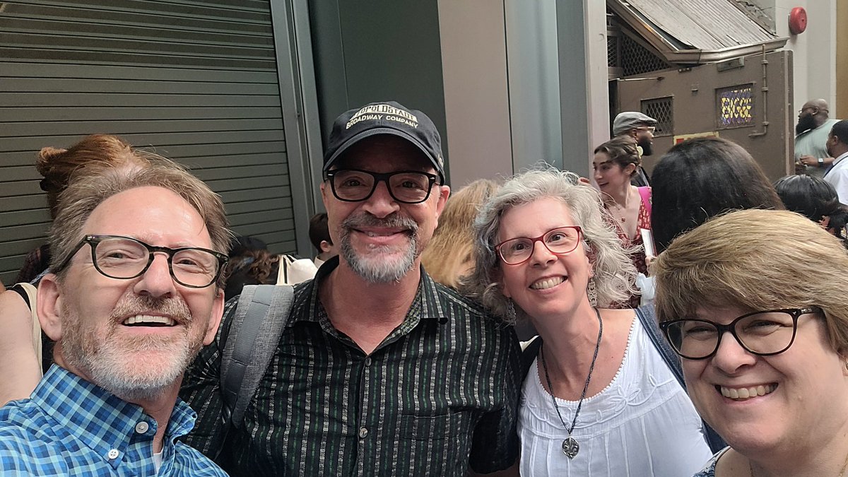 hoosierSpur's tweet photo. .@JoshMalina I guess it was meant to be!  Thanks for the chat and for being so gracious. @elzinep https://t.co/Pzxy7ofp6Y
