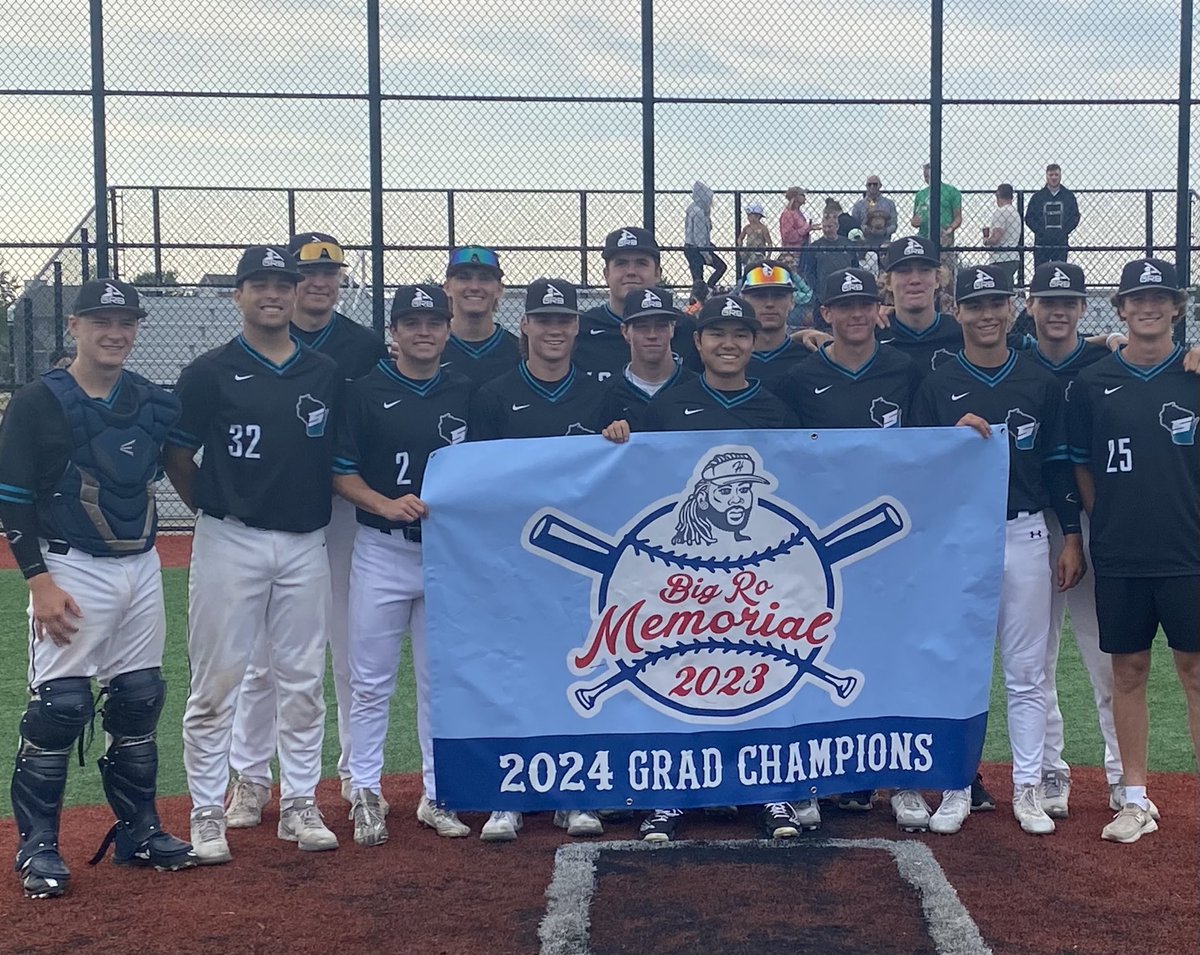 Hey hey Big Congrats to ⁦<a href="/stiksacademy/">GRB STiKS Baseball</a>⁩ champions 2024 grads BIG RO congrats Sean and crew