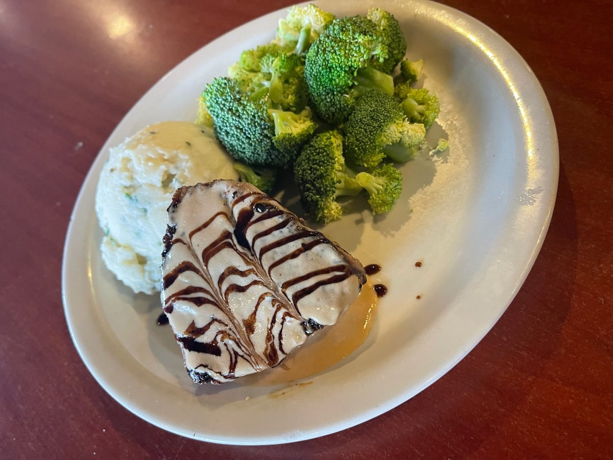 McShane's Irish Pub tweet media