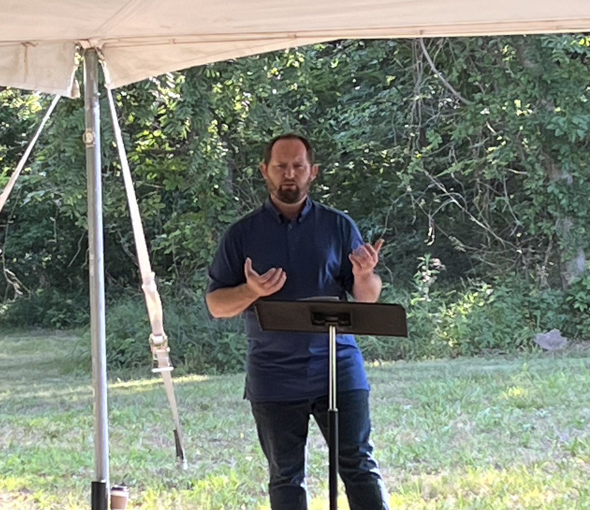 VCC_KC's tweet photo. We had another beautiful Sunday at the VCC Land today! These summer outdoor worship services happen every Sunday at 9:00am throughout July and August. Come on out, bring a lawn chair, and join us under the Glory Tent! #ThisIsVCC https://t.co/u5SUvESQ3V