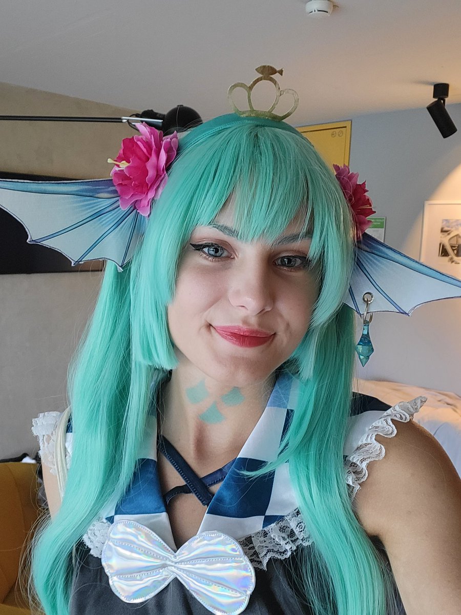 minimingii's tweet photo. it was so much fun cosplaying feesh at dokomi this weekend🐠🫶🏼#Finanart #FinanaRyugu #フィナーナ竜宮 #Dokomi2023 https://t.co/hMxvWt98Hw