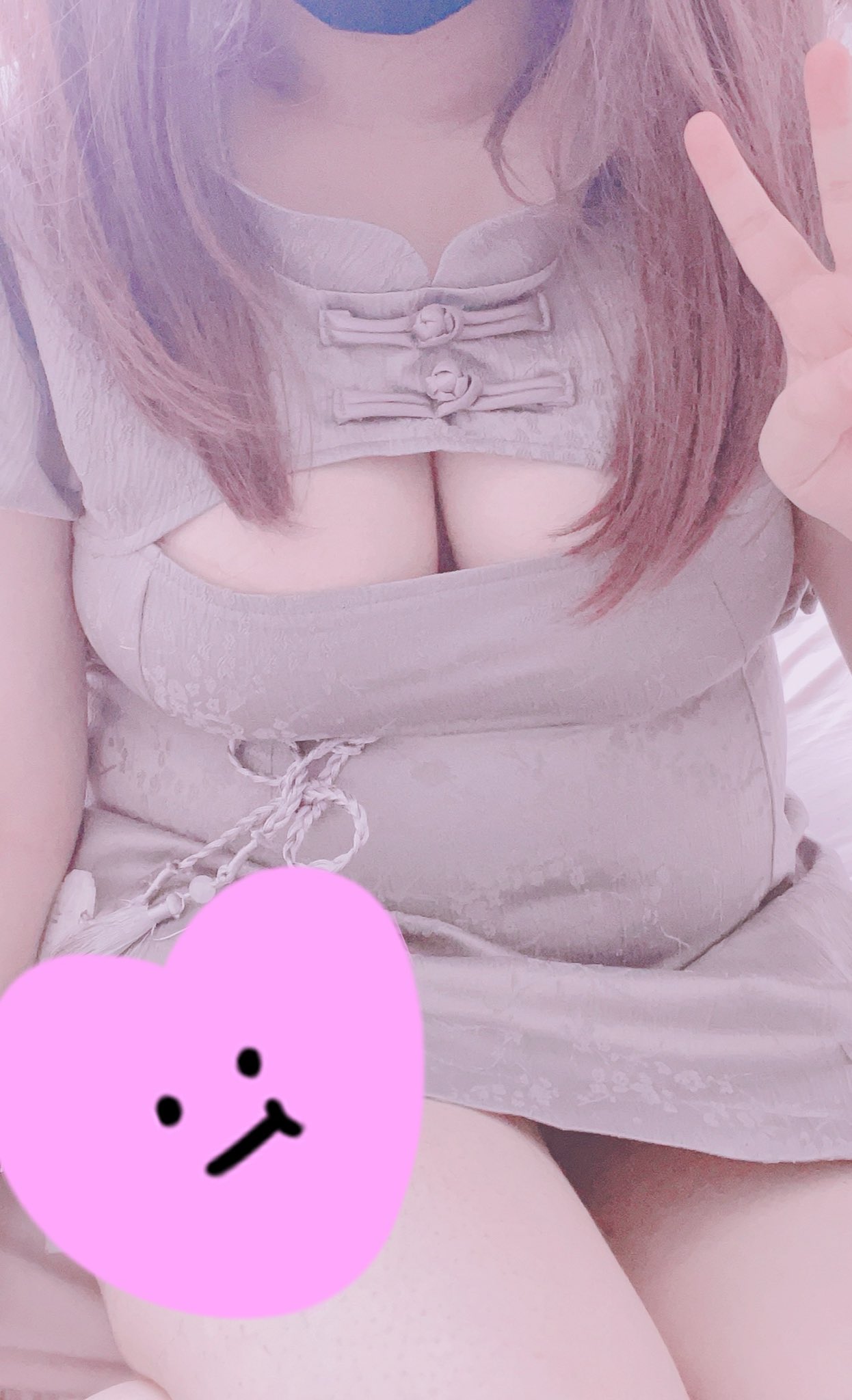 おはよ☺️ 編集間に合ったら明日チャイナ服のお写真あげたいな〜💕 #裏アカ女子 #fantia #コスプレ https://t.co/qXMUkn5IKz