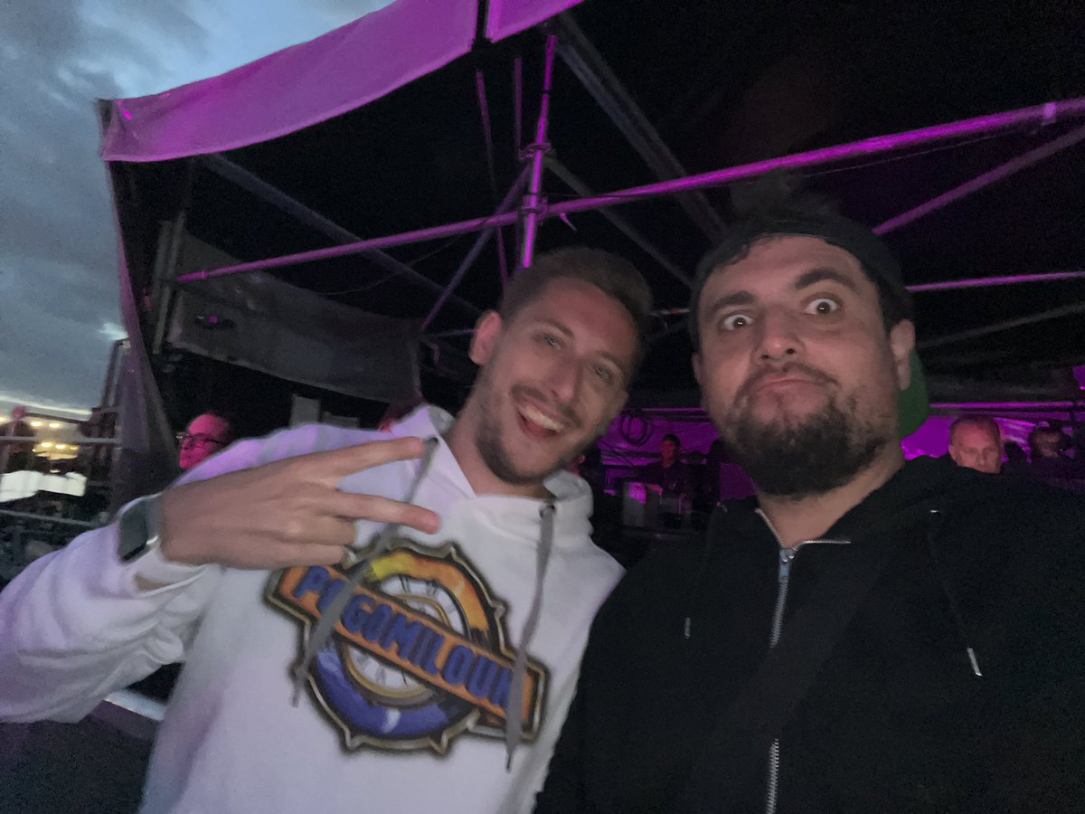 iampirus's tweet image. What a @asot #astateoftrance #asot #london , another amazing event with my bro @PoGoMiloUK 🤗! @arminvanbuuren super, loved the blah blah blah pitched hardstyle! ❤️ 🔊#arminvanbuuren