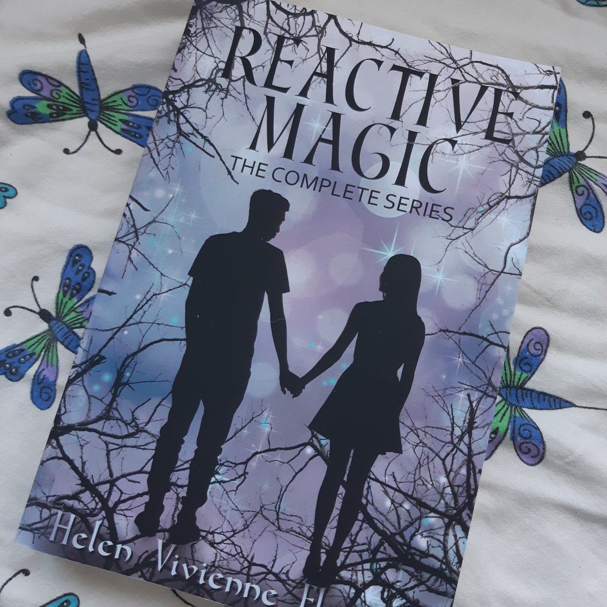 A prophecy…
A new student…
A pot plant growing out of control…

One of these things could save them. The trouble is, which one?

This weekend I launched Reactive Magic: The Complete Series. Grab the whole series for $4.99 books2read.com/u/38WvNL