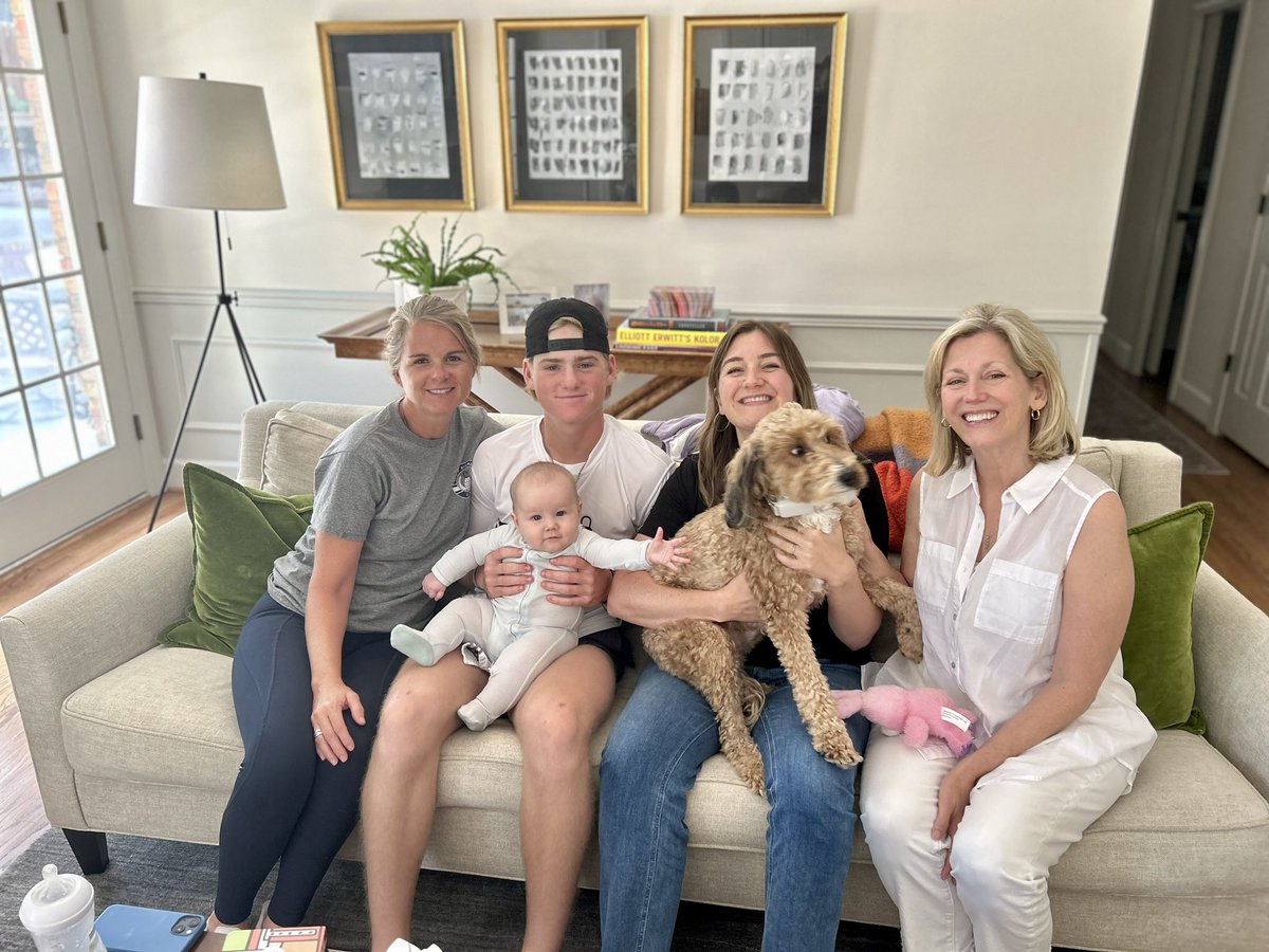 thepriestcrew's tweet photo. Road trip #2 of the summer: Hoover. We enjoyed some baseball, time with family, and dinner with my college roommate at a some random restaurant halfway to Chattanooga. @mason_priest3 https://t.co/Mit7GS6BMi
