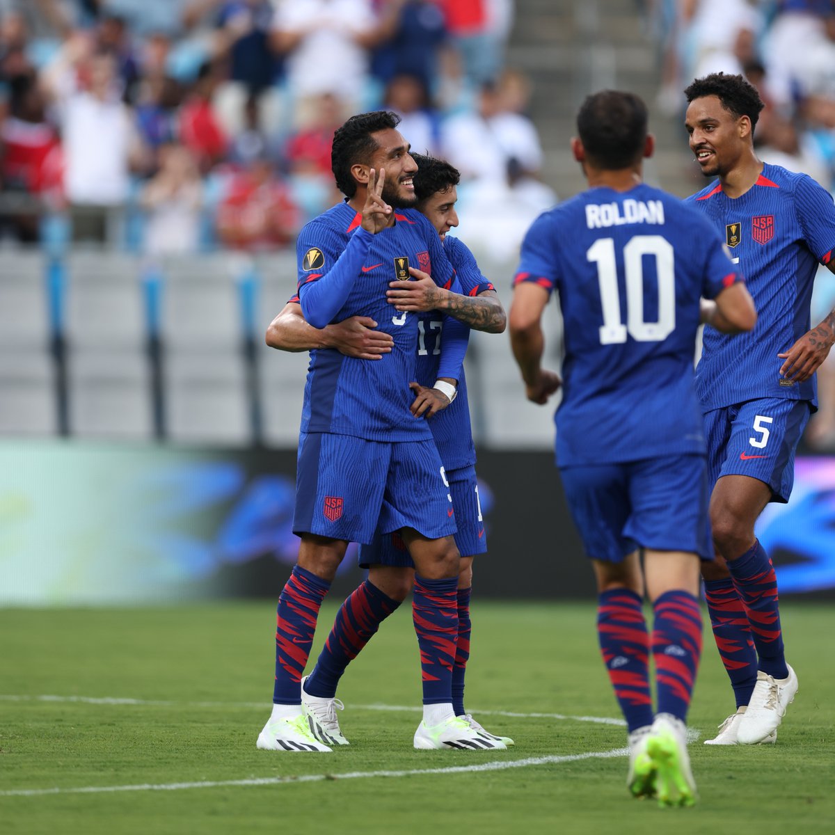 USMNT's tweet photo. ✌️😁 https://t.co/I5oz02ZqH0