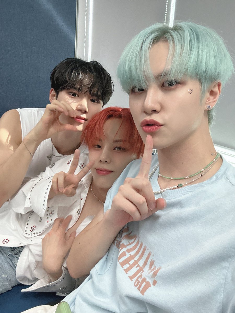 DonghanBrazil's tweet photo. @WEi__Member [#TRADUÇÃO] 03.07.23 | Atualização do Donghan na conta de membros do WEi🐶

[#DONGHAN] Inkigayo~🎶

@WEi__Official #김동한 #동한 #KIMDONGHAN #위아이 #WEi https://t.co/7I2MZuXKRA