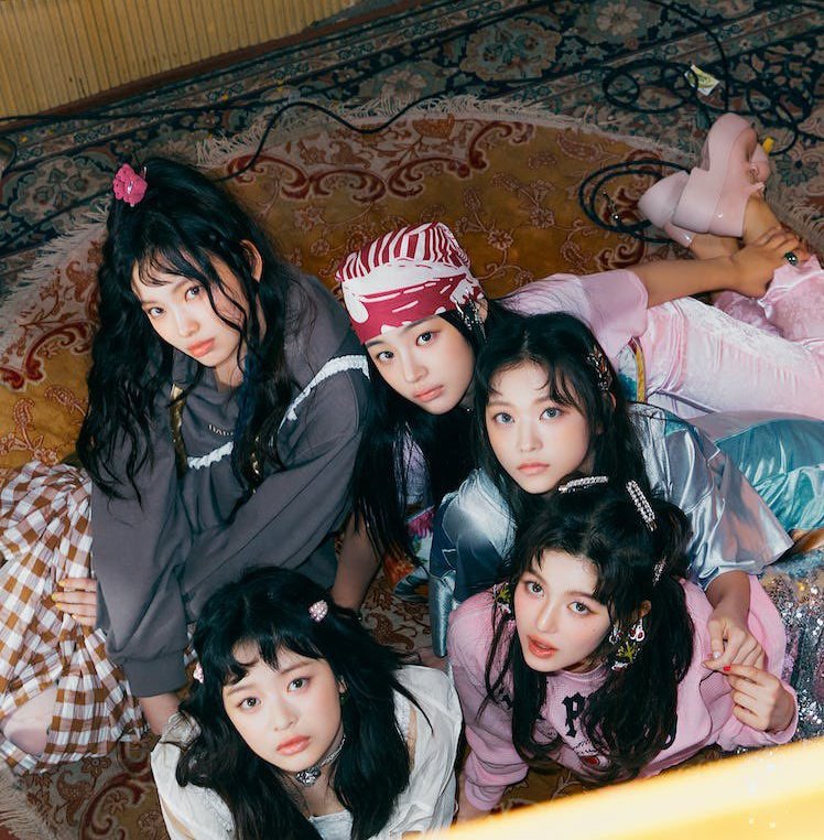 🗓 02.07.23 — Cinco dias para 'Super Shy' e 'New Jeans', não se esqueçam das metas! Mas eai, animados?

#NewJeans #뉴진스 <a href="/NewJeans_ADOR/">NewJeans</a>