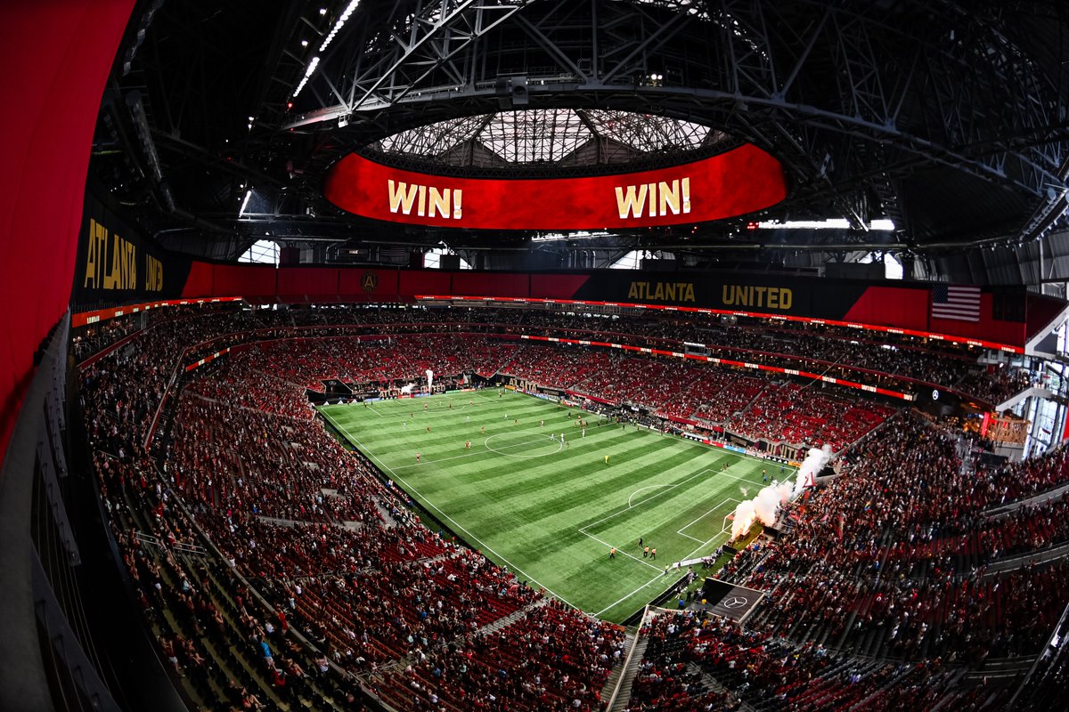 ATLUTD's tweet photo. It just means more ❤️🖤 https://t.co/ZUfbbzHA8B