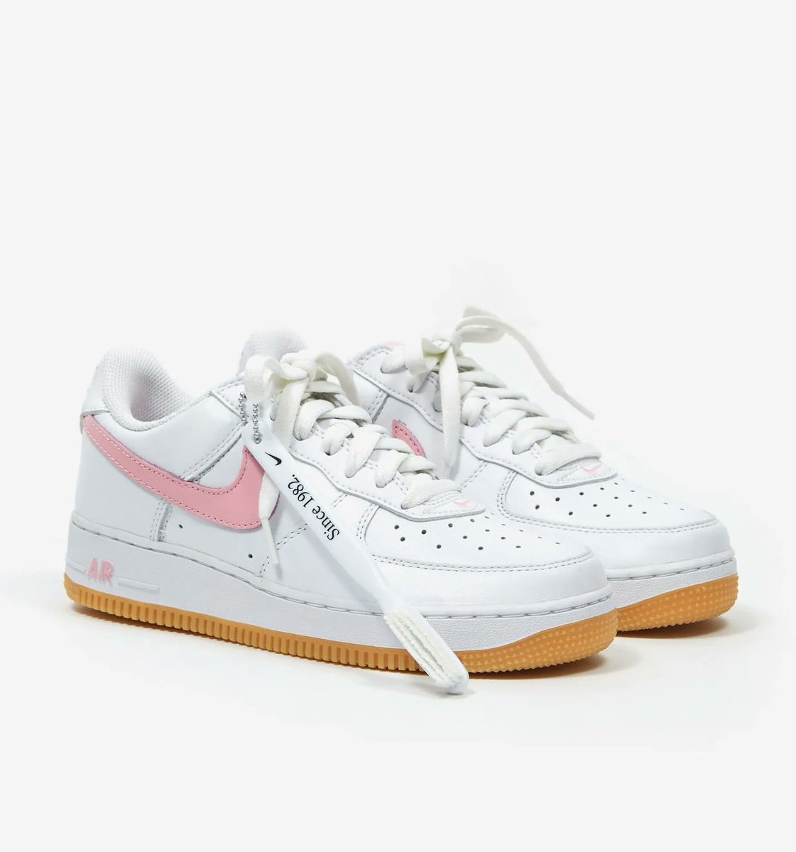 Sneaker Shouts™ tweet media