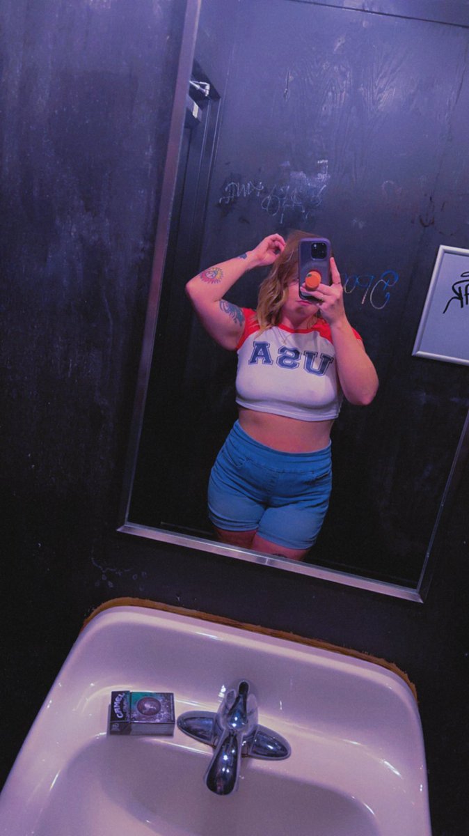 #followme #follow #f4f #onlyfans #only #fans #Ashes #Ashes23 #bigstage2023 #BLACKPINKxBSTHydePark #emeutes #RateLimitedExceeded #AirQualityAlert 

Check out my OnlyFans to see what’s under this 💋🫶🏼😌

onlyfans.com/kweenbee7