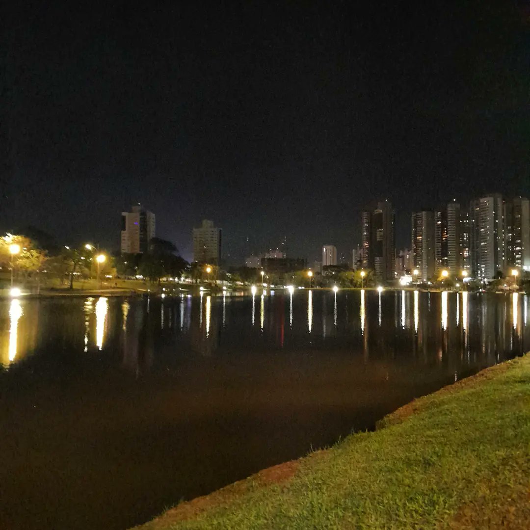 edusilveira76's tweet photo. Curtindo o domingo apreciando o entardecer. Vários tons de cores.
.
#fimdetarde #sunset #pordosol #entardecer #anoitecer #sunday #naturephotography #nature #instaphoto #instanature #photooftheday #photo #belezanatural #apreciando #curtindoodia #multicores #ceucolorido https://t.co/xu1UISYOYx