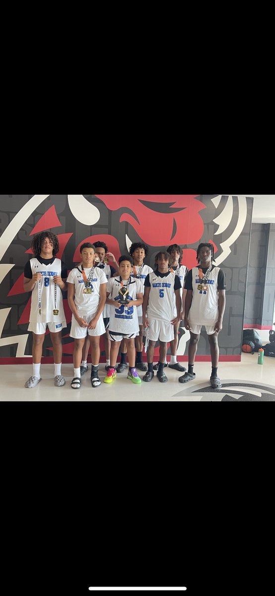 XavierWarner15's tweet photo. 1st place Kansas City #marcusdenmon https://t.co/YTBDU3uJIr