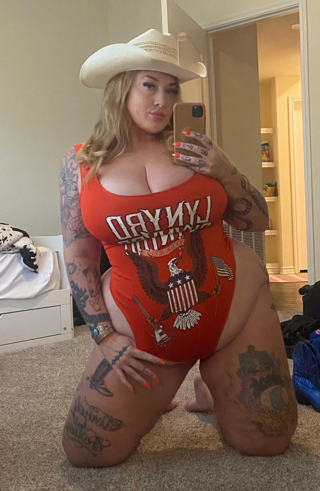 Exxxotica Miami Thick Lizzy On Twitter Howdy I Have A Free Of