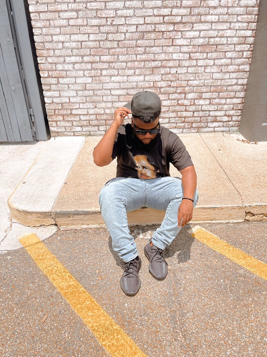 KAM2cold's tweet photo. It ain’t gone be sexy when I get my lick back 🐦‍⬛ https://t.co/heGPHHYiG4
