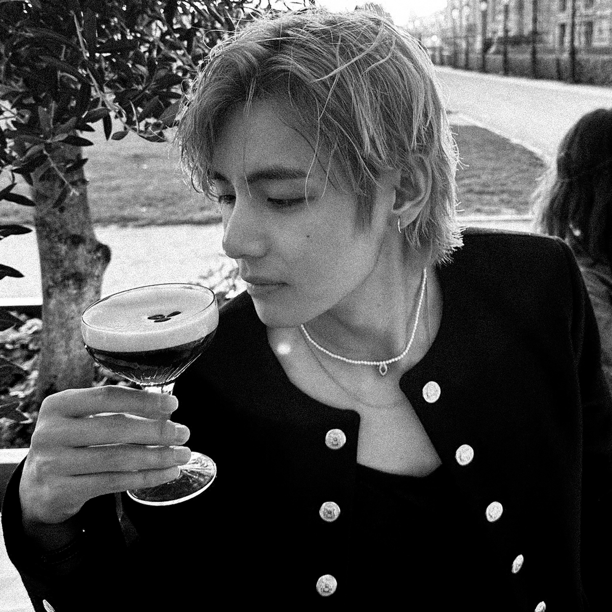 meroutro's tweet photo. 🍸 https://t.co/sTIg8Bmoo4
