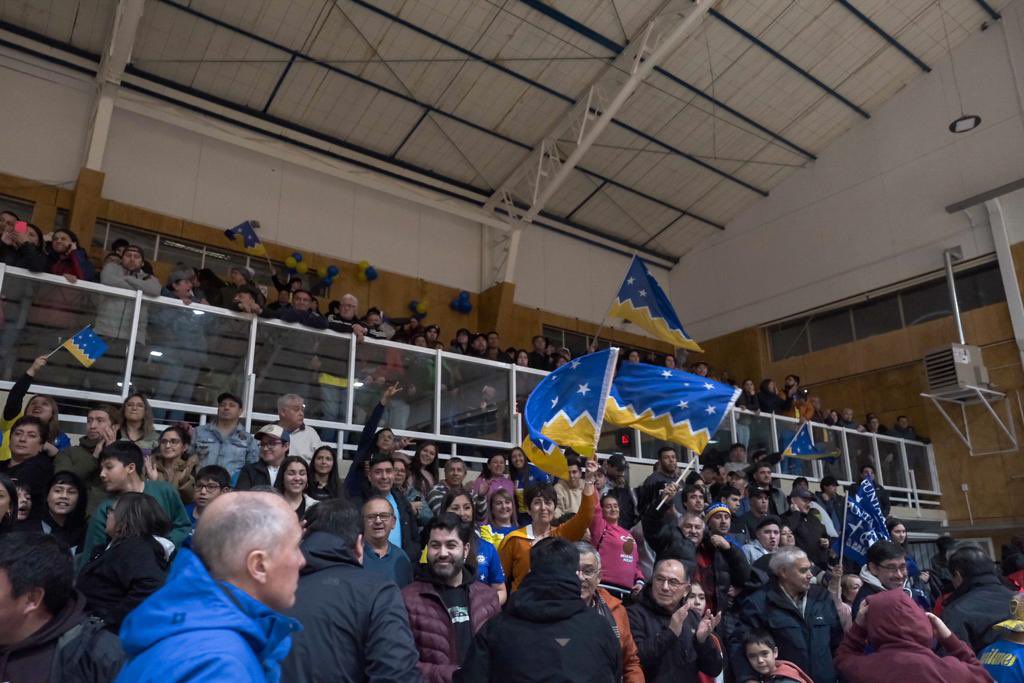 En un gimnasio Fiscal repleto de magallánicos la Selección de Punta Arenas derrotó por 3 goles a 2 a A.C Barnechea y continúa puntero de la Liga de Ascenso de Futsal de la ANFP.

Felicitaciones a los jugadores y a todos los que hicieron posible esta fiesta del deporte.