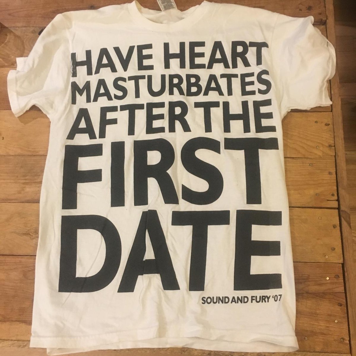 villagedogshit's tweet photo. @shirtsthtgohard https://t.co/mFFWbTHDwW