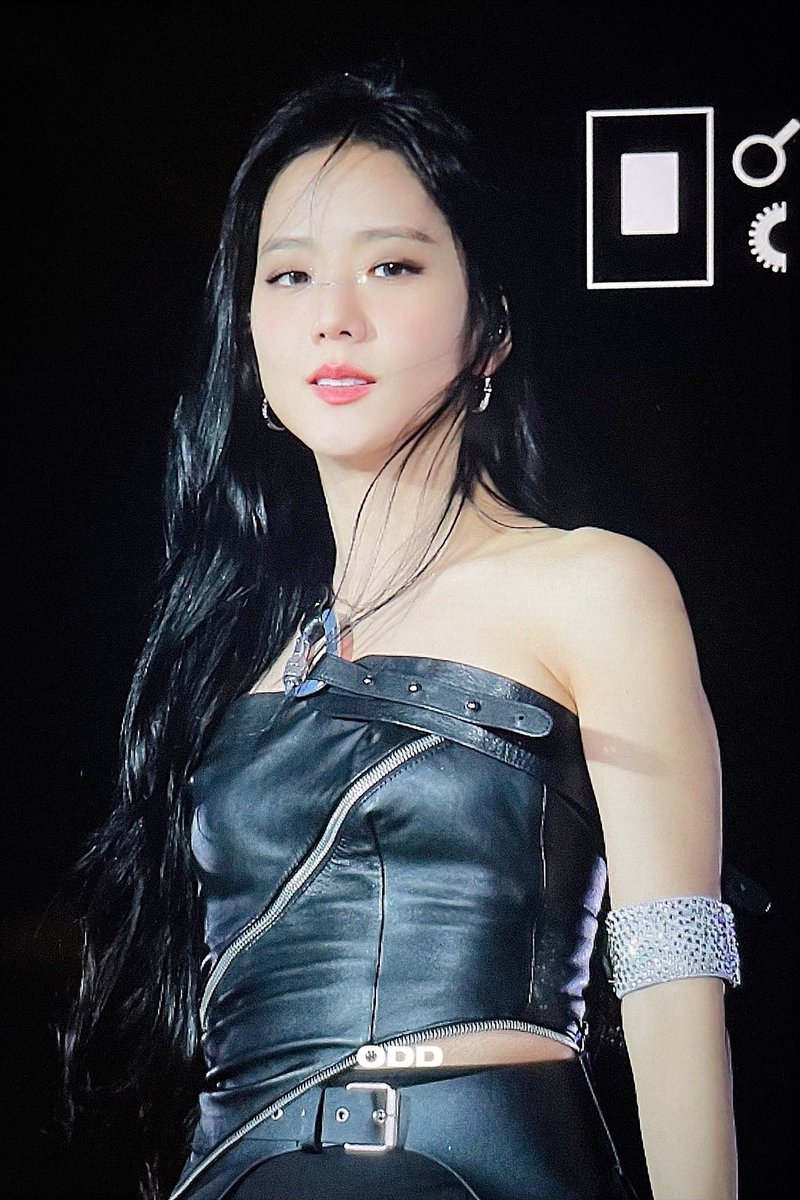 odd_0103's tweet photo. 230702 #블랙핑크 #지수 #BLACKPINK #JISOO @BLACKPINK https://t.co/U4FHqhbPEh