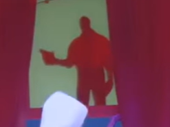 CaribbeanOTD's tweet photo. @BRUJAEDA OH I was just watching that He um pointed out smth I never even noticed that when Gwen first sees her Dads shadow she imagines him holding a gun :(((

Like the situation clearly affected her so much Like r u ready to die George Stacy https://t.co/7PgqjAXpvG