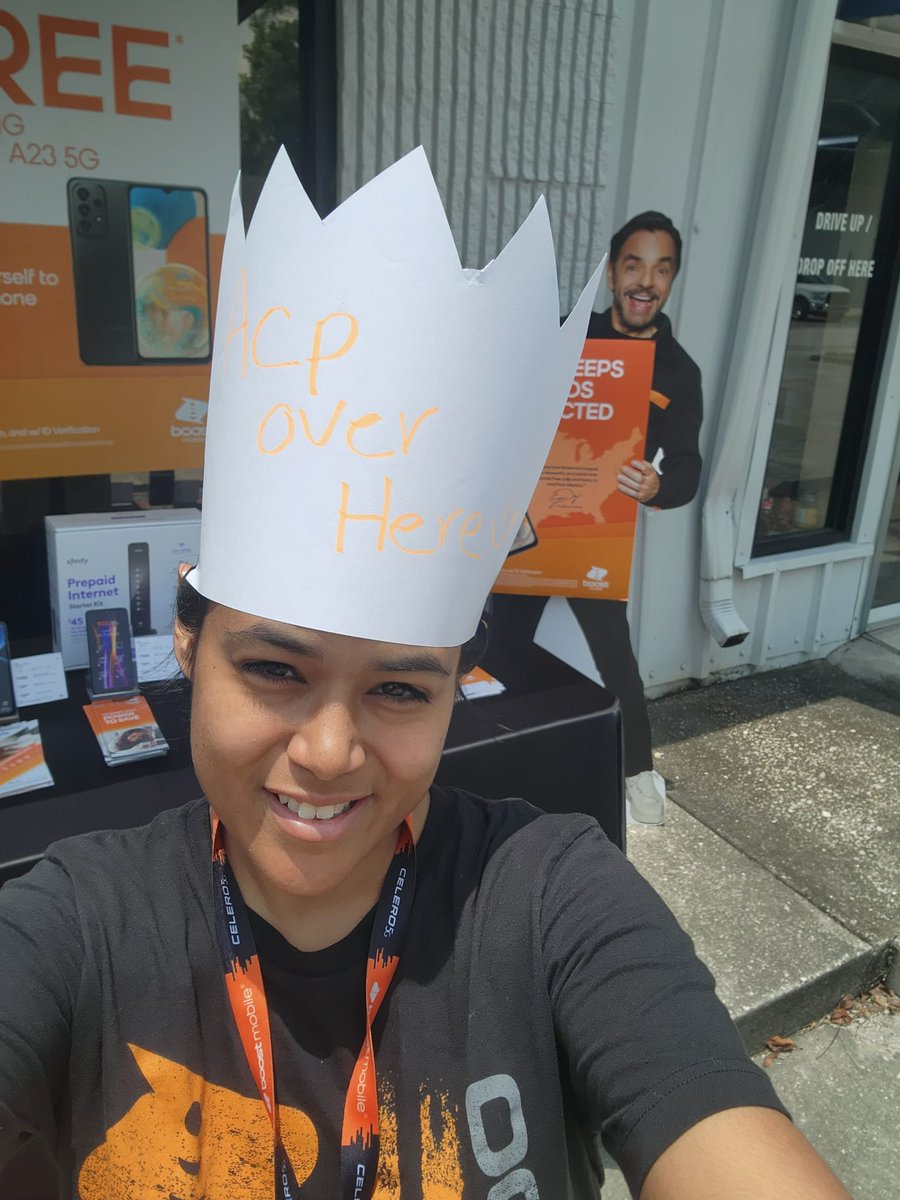 jrcwireless's tweet photo. DUUUUVAL County is ready the 4th. Mandarin, west Arlington, east Arlington is ready, switch to Boost Mobile today and save money lots of π° π€ #RedWhiteANDBoost @david_lopez702 @McclaryCandise @mschwager3 @dish @christrippVIP https://t.co/dpQB253iFT