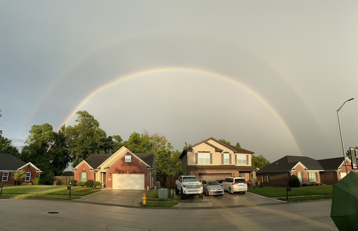 _pelphrey's tweet photo. @Wayne_C_Hart @RonanRhodes Owensboro, KY. East side facing east. https://t.co/kvaCYq1bsO