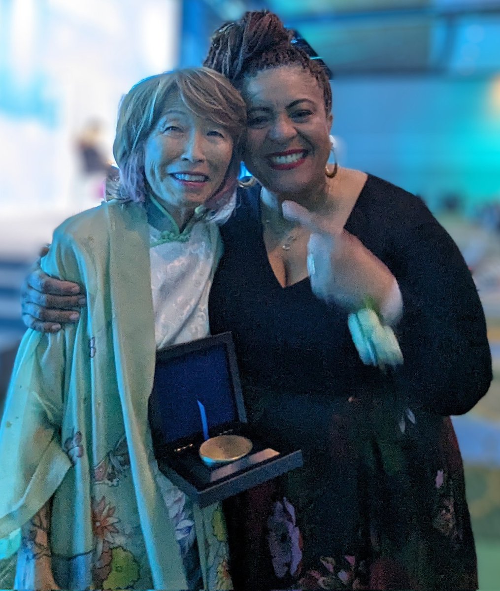 wilpageedu's tweet photo. @UTLAnow's own @aginouye has been honored at the @NEAToday's 56th Annual HCR Awards Dinner. The Ellison S. Onizuka Memorial Award was presented to Arlene in front of over 2,000 attendees. Thank you, Arlene, for your leadership, advocacy, and grace!
#NEARA #UTLAstrong #WeAreCTA https://t.co/2tDNl3gbUw
