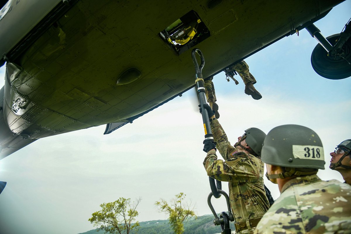 WestPoint_USMA's tweet photo. AIR ASSAULT! 
Cadets, Staff, and Soldiers conducted aircraft repelling operations utilizing two UH-60 Blackhawks in support of the Air Assault training, July 1, 2023, at West Point, N.Y. 📸SFC Luisito Brooks/USMA PAO #BeAllYouCanBe @USArmy @101stAASLTDIV @ArmyROTC @82ndABNDiv https://t.co/H3gDe66dSn