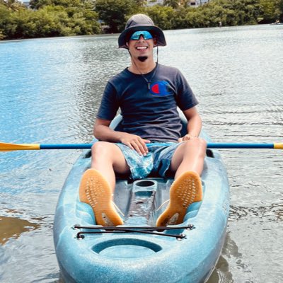 Dimeclaro__'s tweet photo. #NuevaFotoDePerfil https://t.co/zznONNWKxQ