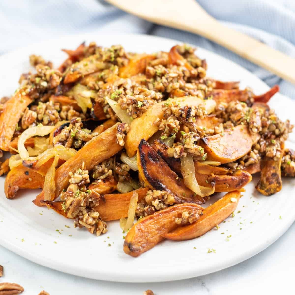 kimschob's tweet image. 🔥🍠 Looking for a fiery and sweet twist to your yams? Check out this scrumptious recipe for Spicy Yams With Maple Syrup! Get ready to satisfy your taste buds with a little hint of heat and a lot of deliciousness. 😋🍁 #SpicyYams #YummyGoodness
kimschob.com/spicy-yams-wit…