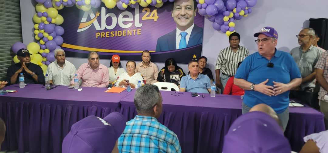 PLDenlinea's tweet photo. #LoÚltimoPLD | El PRM y su Gobierno han convertido a República Dominicana en un verdadero desastre, apunta @charliemariotti, secretario general del @PLDenlinea.

AMPLIAR:
https://t.co/A1nNljE97I vía @VanguardiaRD https://t.co/ZOs8wSZKfX
