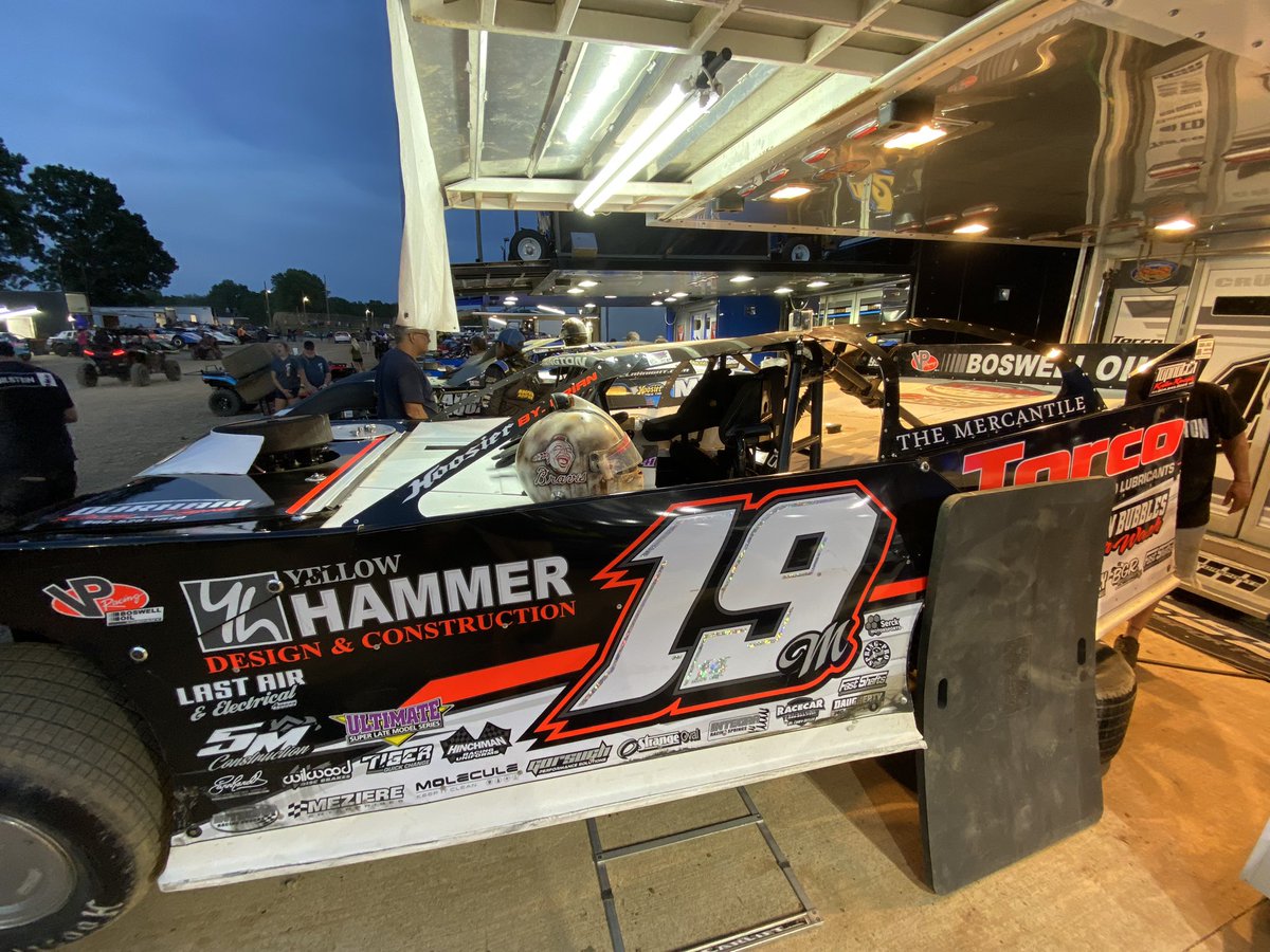 JCM_Motorsports's tweet photo. Starting on the pole of Heat 4! 

@WilHerrington14 goes 2nd fastest in Group B for qualifying!

Shout out to @LizardLit1 for making it easier to see tonight! https://t.co/oIvzyqBOlz