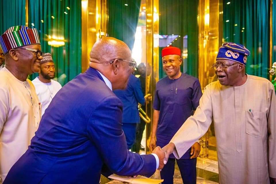 abdullahayofel's tweet photo. 44 ministers......

 Two from Rivers, Lagos, Kano, Imo... Wike gets ministerial position. https://t.co/UnKbXJuwB6