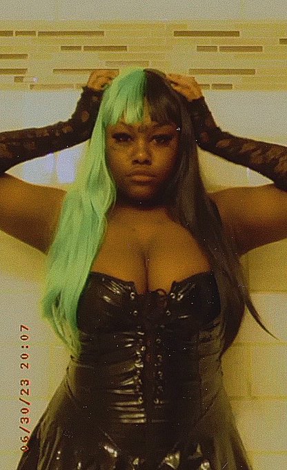 New Content Up Now  Link in bio ♡ #Jinx #Vixen #onlyfans #Trending #sellingcontent #ContentCreator #Content<a href="/tag/jinx"class="tags">#Jinx</a><a href="/tag/vixen"class="tags">#Vixen</a><a href="/tag/trending"class="tags"><span>#trending</span></a><a href="/tag/content"class="tags"><span>#content</span></a><a href="/tag/onlyfans"class="tags"><span>#onlyfans</span></a><a href="/tag/contentcreator%20"class="tags"><span>#contentcreator </span></a>