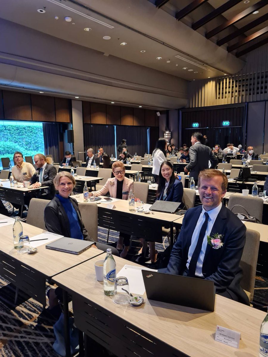 GermanThaiChamb's tweet image. Future of sustainable mobility for 🇹🇭. Railway stakeholders gathering today @ #SiemensMobilityDay2023 #Railvolution to exchange knowledge to transform TH’s railways for a better tomorrow. #Sustainability #GTCC #PartnerInThailand