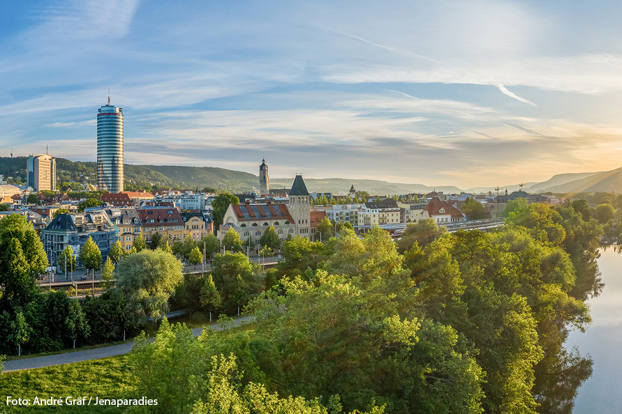 bbsr_bund's tweet photo. Das Programm für den 16. Bundeskongress Nationale Stadtentwicklungspolitik von @BMWSB_Bund ist online. Der Kongress findet vom 12.-13. September 2023 in #Jena statt. Das Thema lautet „Zukunftswerkstatt StadtLand“. 
Mehr Infos: https://t.co/Kx9rK7LowJ https://t.co/hquUSQRD9L