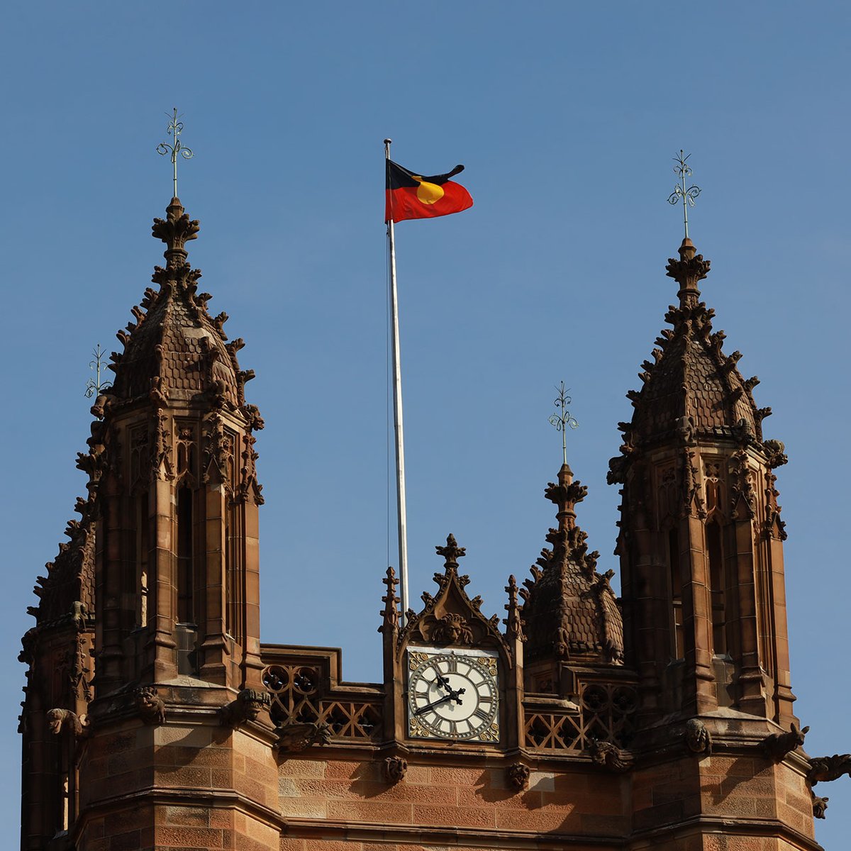 Today, we marked the week-long celebration of NAIDOC Week with a flag raising ceremony on Gadigal Land at the University of Sydney Quadrangle.

Learn more about how we’re recognising and celebrating #NAIDOC2023: sydneyuni.co/43bABqy

#LeadershipForGood #ForOurElders